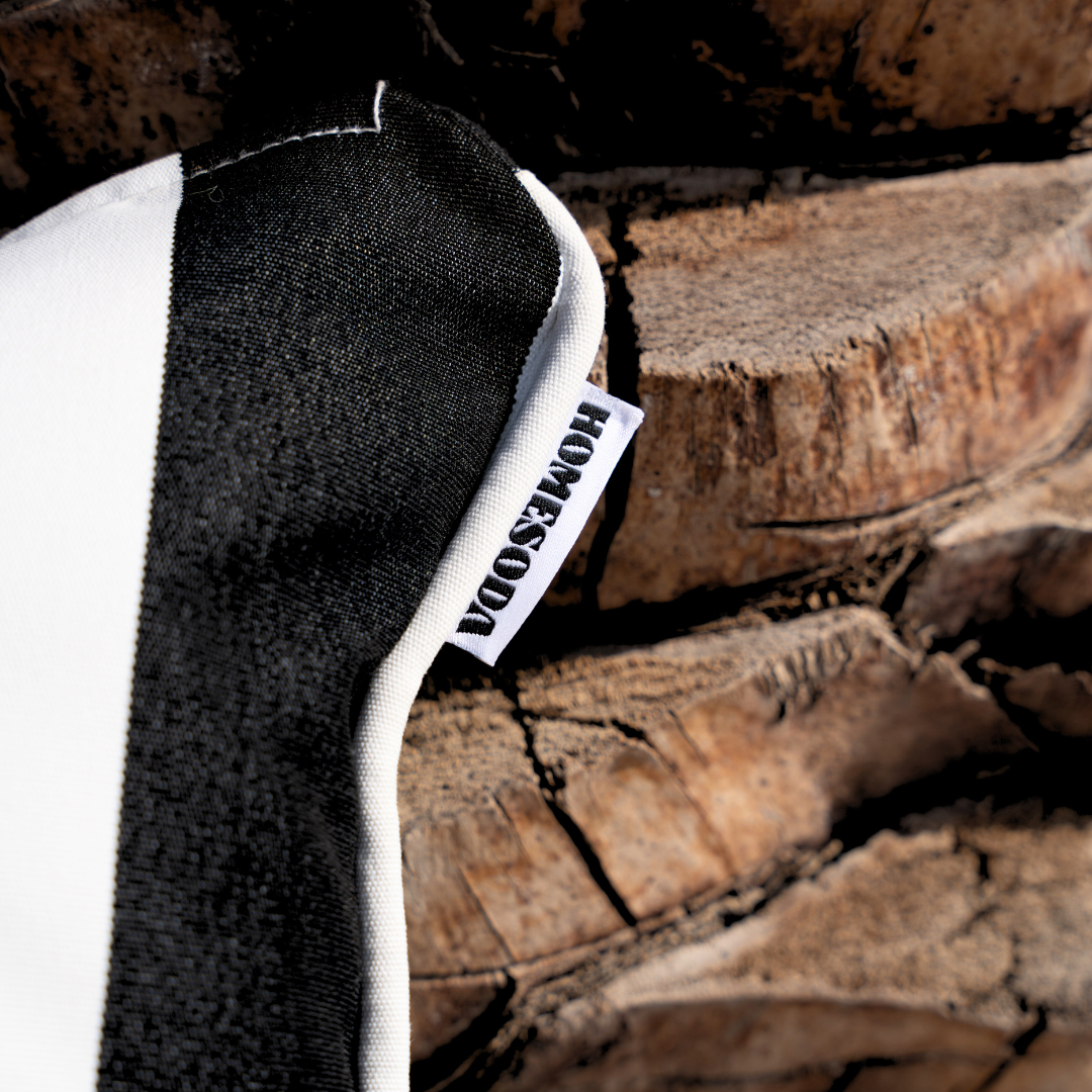 Monochrome Outdoor Cushions (2 Pieces)