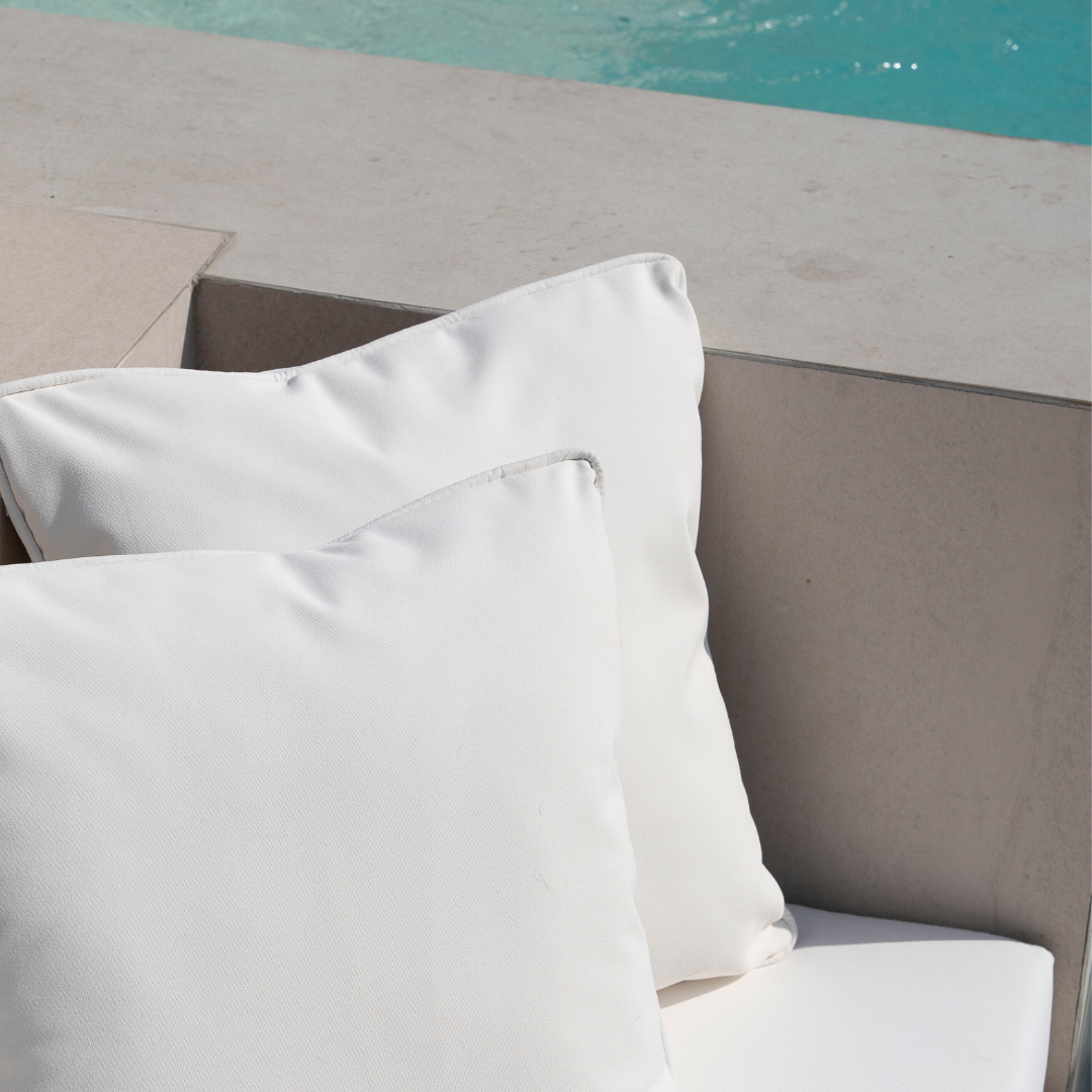 Cotton White Outdoor Cushions Set (2 Pieces)