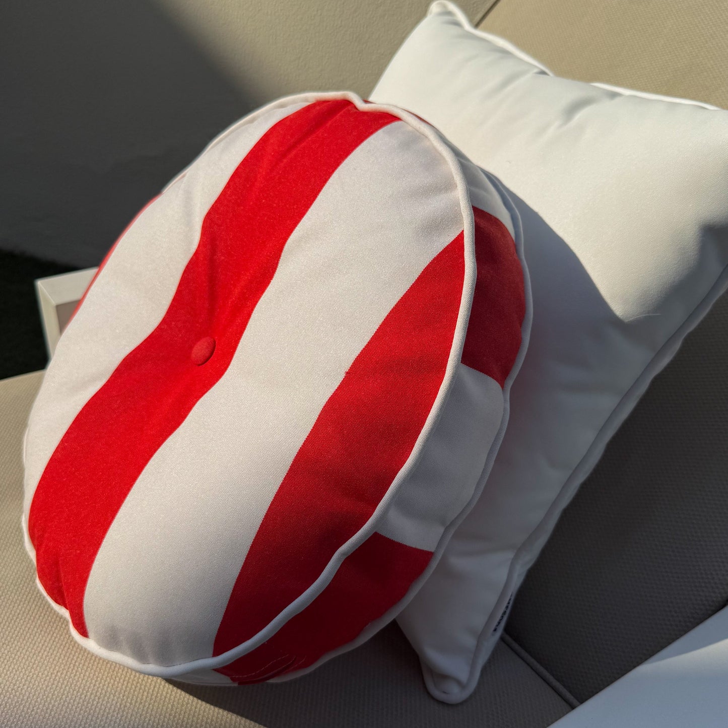 Festive Stripe Round Cushion (2 Piece Set)