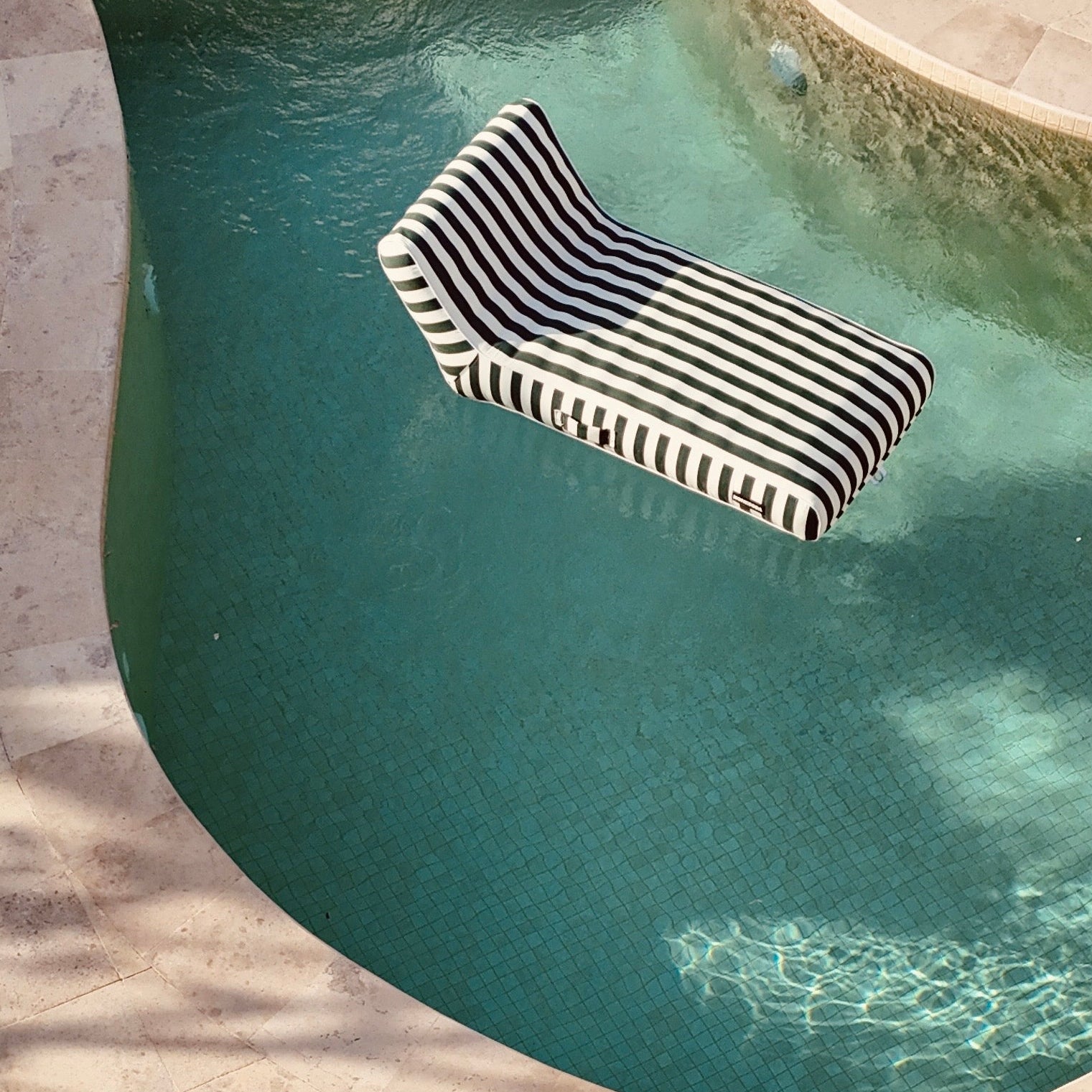 Single Lilo | Palm Green | Signature Fabric (Shipped without box) - homesoda.store