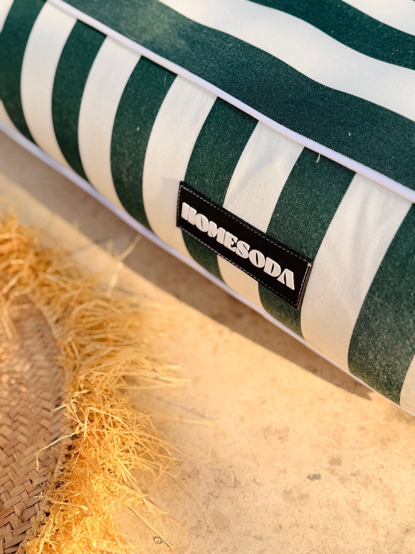 Single Lilo | Palm Green | Signature Fabric (Shipped without box) - homesoda.store